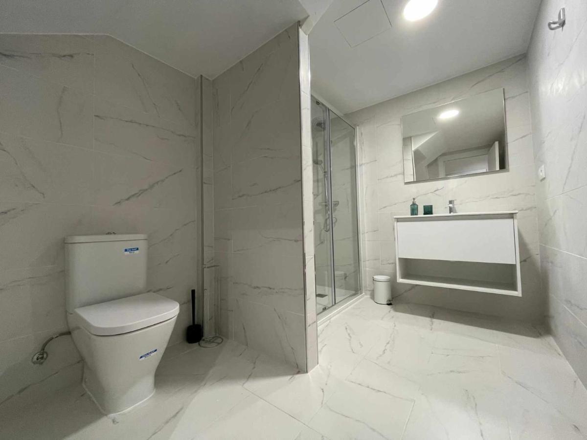 Apartamento Roncudo Planta Baja A Coruna Bagian luar foto