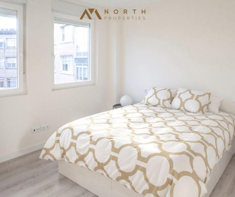 Apartamento Roncudo Planta Baja A Coruna Bagian luar foto